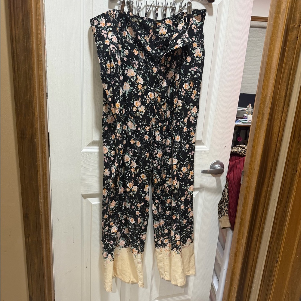 Lauren  Conrad Floral Black and Cream wide leg pants